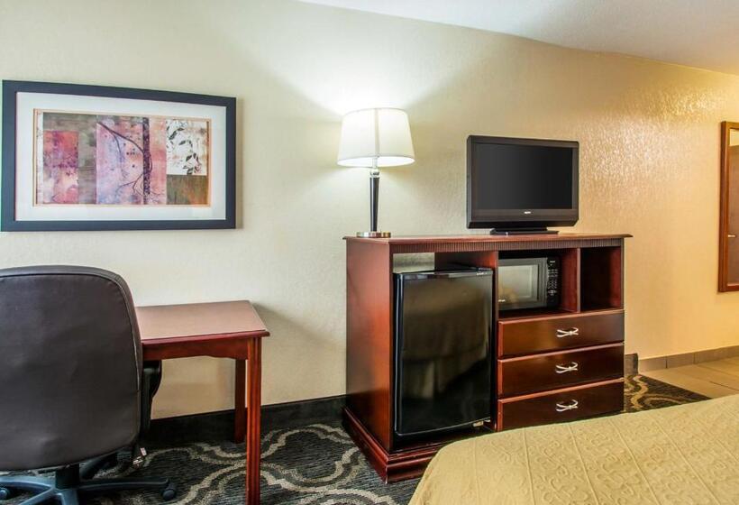 스탠다드 룸 킹사이즈 침대, Quality Inn Prattville I65
