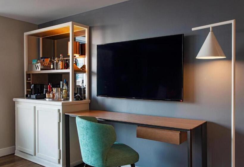 Quarto Estandar Cama King para Deficientes Físicos, W Boston