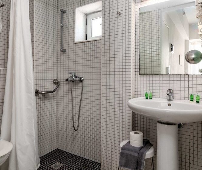 Номер Стандарт Трехместный, Atlantis Boutique City