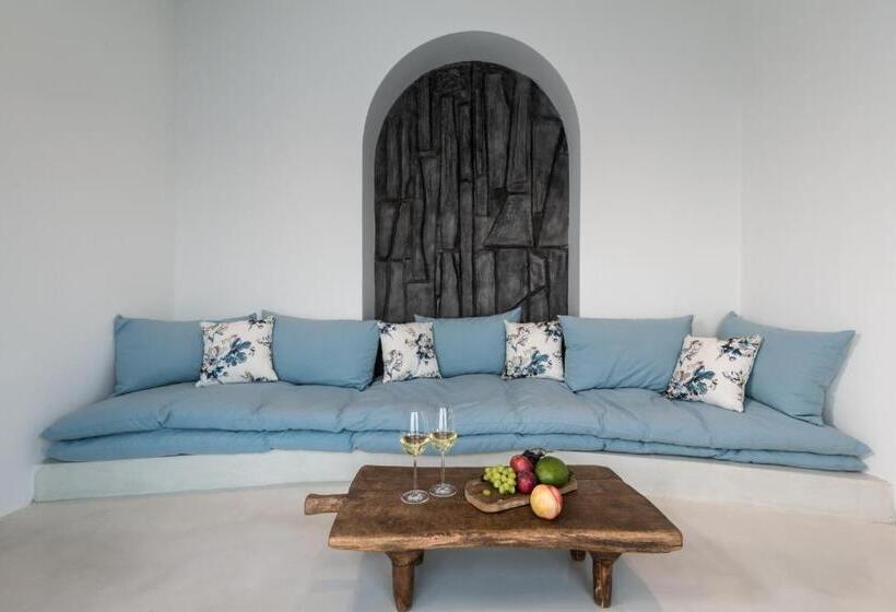 Люкс с Бассейном, Andronis Luxury Suites