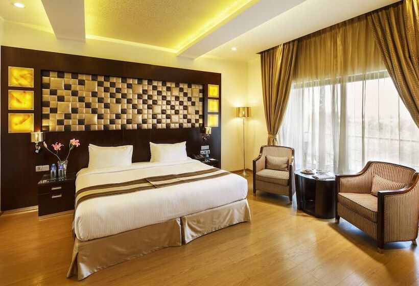Номер Deluxe, Clarks Exotica Convention, Resort & Spa