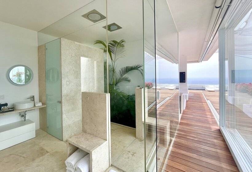 スイート, Encanto Acapulco