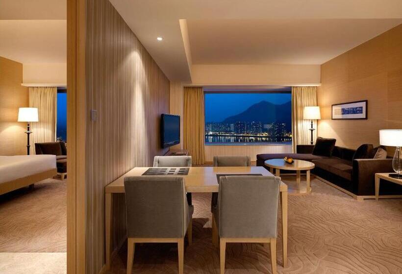 سوئیت مدیریتی 2 خوابه, Hyatt Regency Hong Kong, Sha Tin