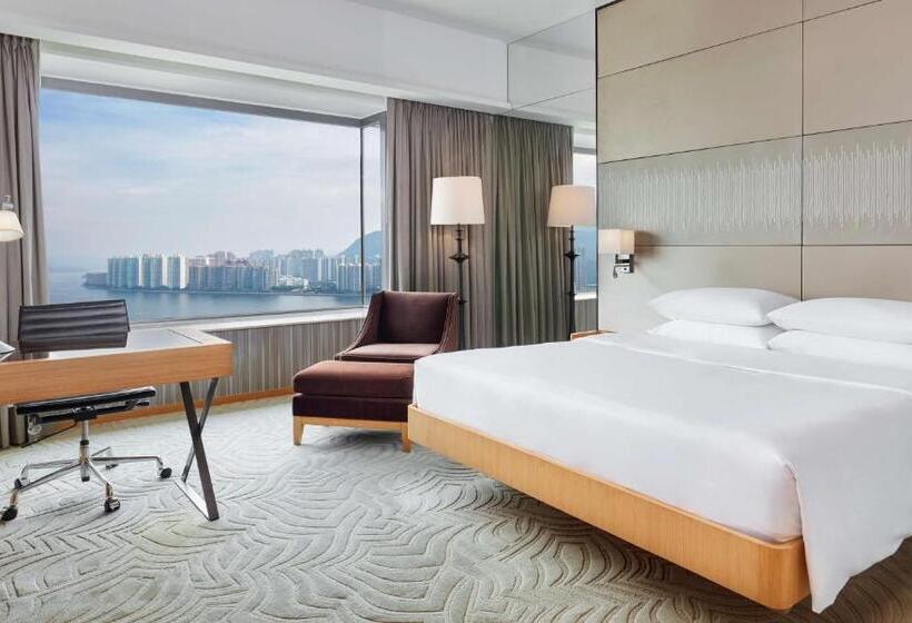 Club Room King Bed, Hyatt Regency Hong Kong, Sha Tin