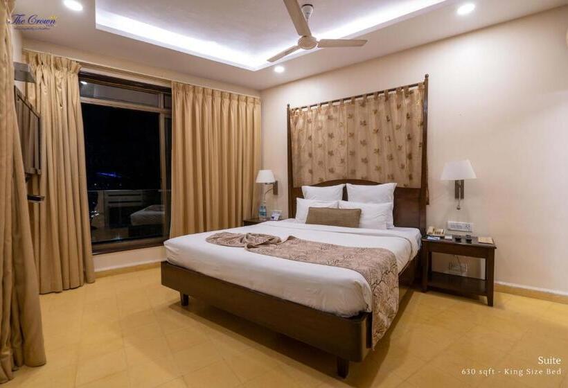 سوئیت با بالکن, The Crown Goa