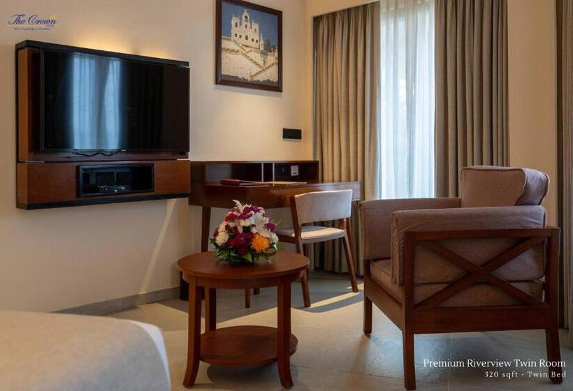 Premium room with river view, The Crown Goa