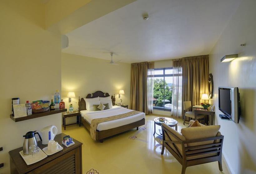 اتاق سوپریور, The Crown Goa