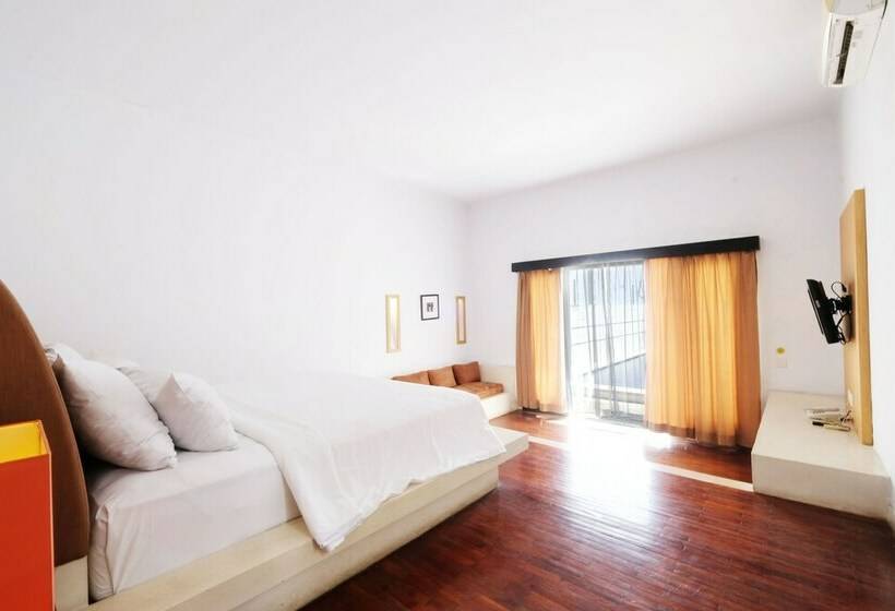 ویلای یک اتاق خوابه با استخر شنا, The Seminyak Suite  Private Villa