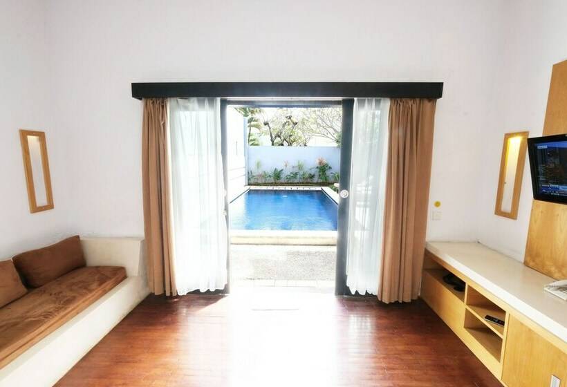 ویلای یک اتاق خوابه با استخر شنا, The Seminyak Suite  Private Villa