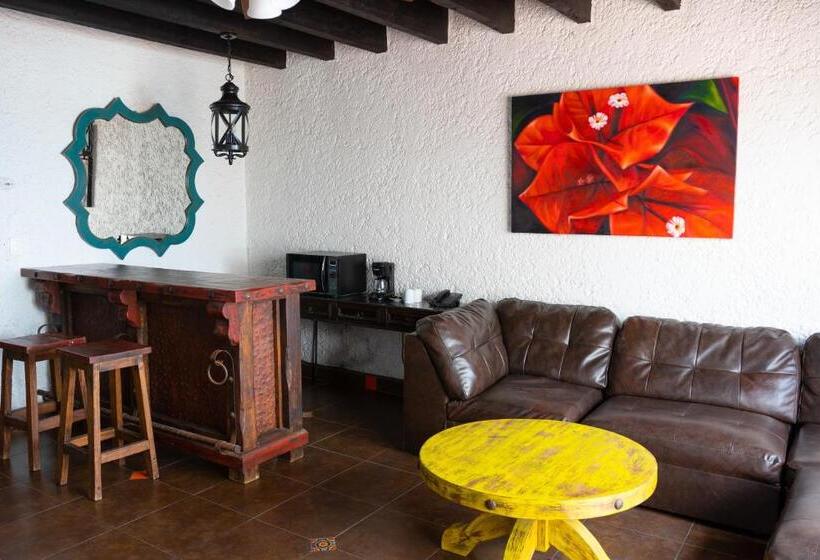 スーペリアースイート, Las Rocas Resort And Spa