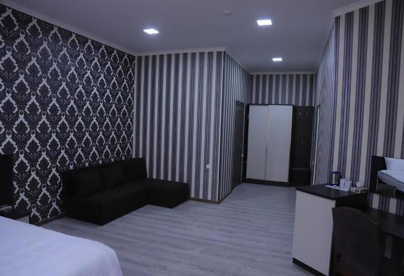 مجموعه ویستا شهر, Lime Hotel & Restaurant Complex