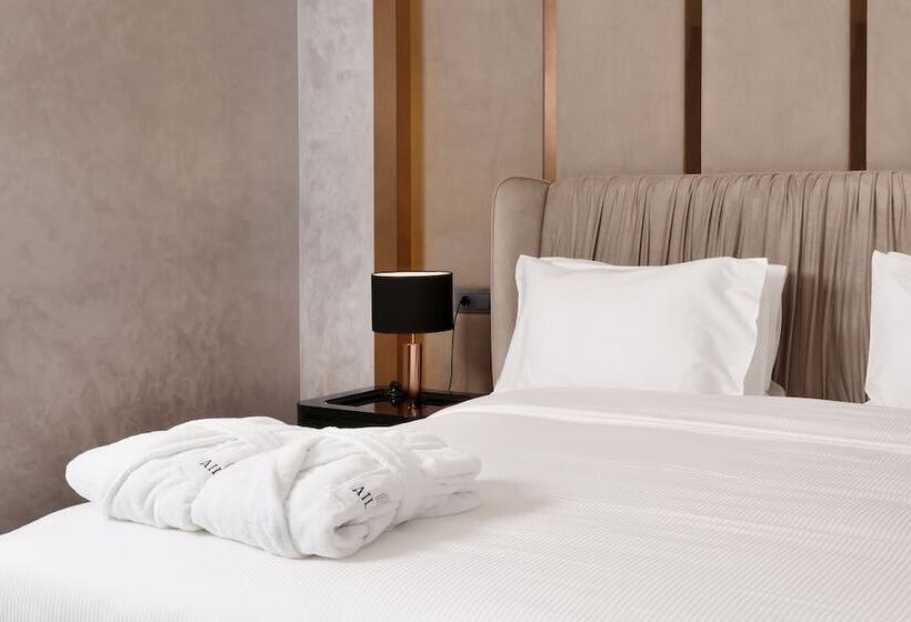 سوییت, Aileena Hotel & Villas