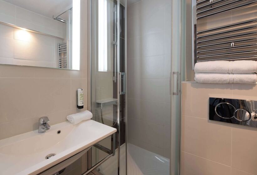 اتاق استاندارد با تخت دوبل, Kyriad Lyon Est Bron Eurexpo Le Cottage