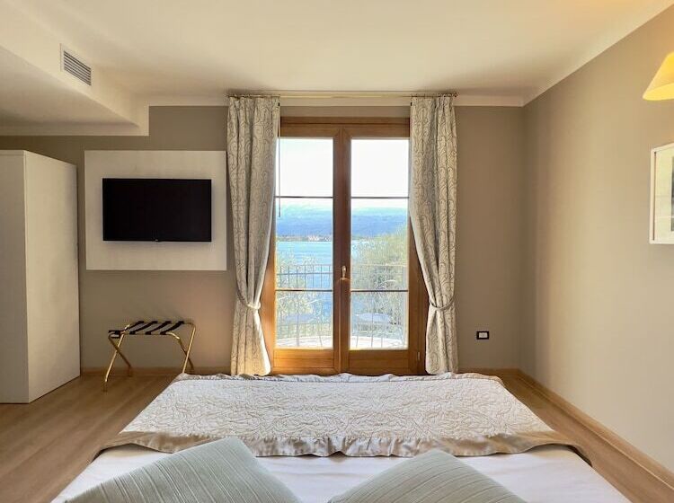 سوییت جونیور با چشم‌انداز دریاچه, Villa Maria Au Lac   Estella Hotels Italia