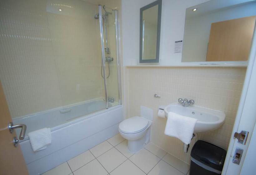 Апартаменты 2 Спальни, Ocean Serviced Apartments