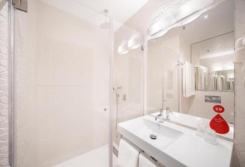Номер Стандарт, Moov Hotel Oeiras