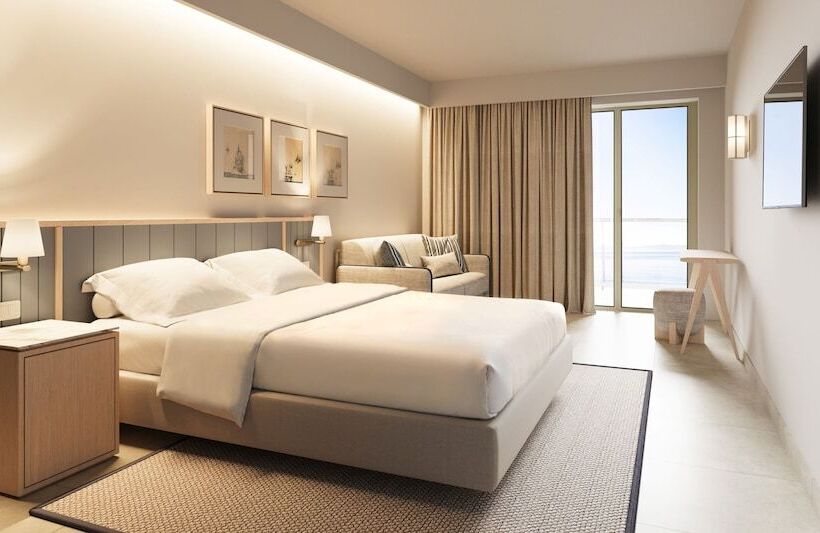 اتاق خانوادگی, Bluesun Hotel Marina