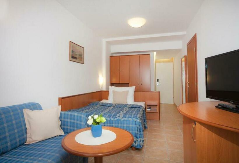 اتاق کلاسیک, Bluesun Hotel Marina