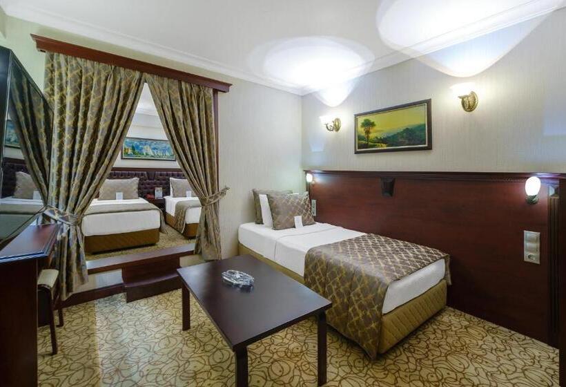 اتاق استاندارد سه نفره, Oglakcioglu Park Boutique