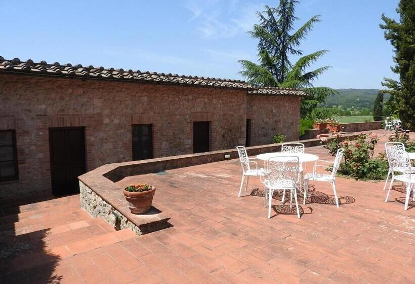 Номер Стандарт Трехместный, Relais Borgo Di Toiano