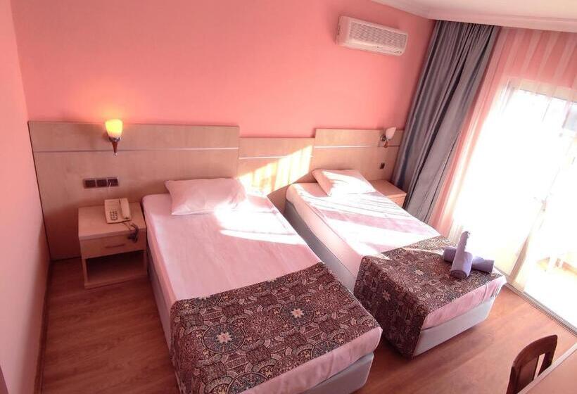 اتاق استاندارد با بالکن, Sunbeach Hill