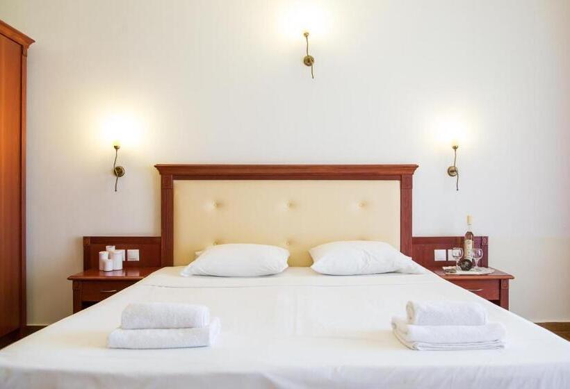 Трехместный Номер Deluxe, Village Mare