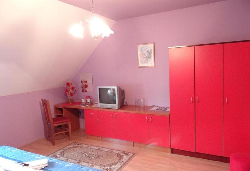 اتاق استاندارد, Naša Tvrđava Guest Accommodation