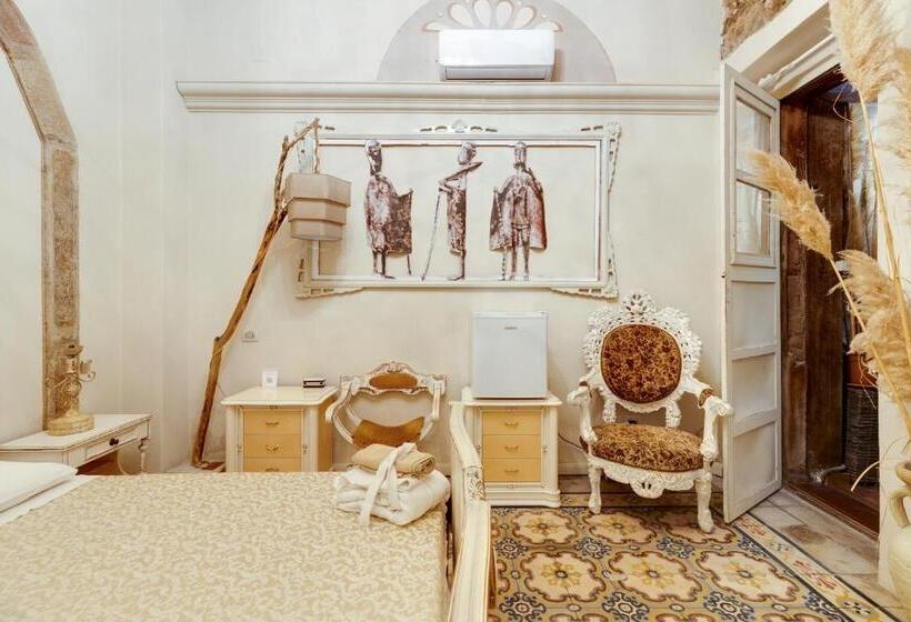 Standard room with outdoor bath, Il Giardino Di Chiara