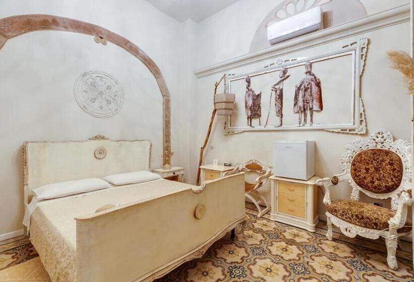 Standard room with outdoor bath, Il Giardino Di Chiara