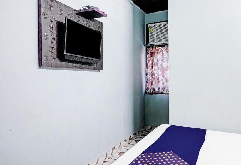 Трехместный Номер Классика, Spot On 80511 The Dwivedi Inn