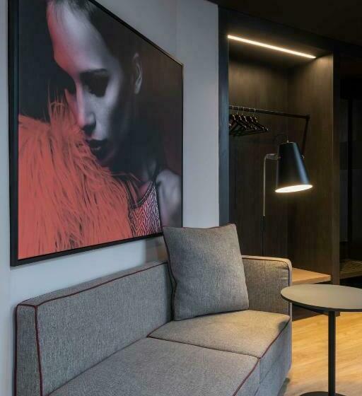 스위트, Radisson Red Hotel Johannesburg Rosebank