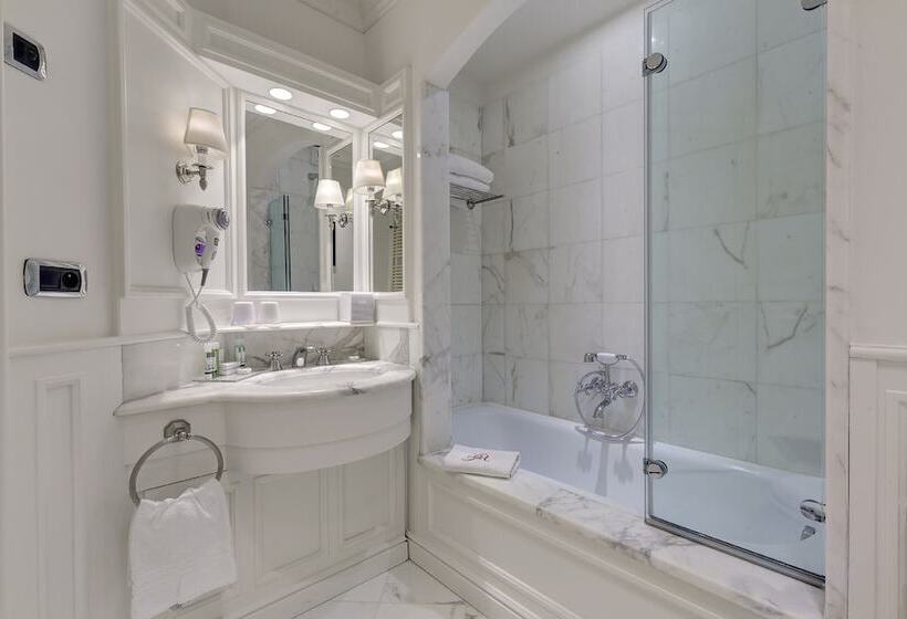 Номер Стандарт Вид на Реку, Grand Hôtel Des Alpes