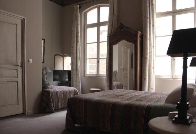 اتاق سوپریور سه تخته, Hôtel De L Amphithéâtre