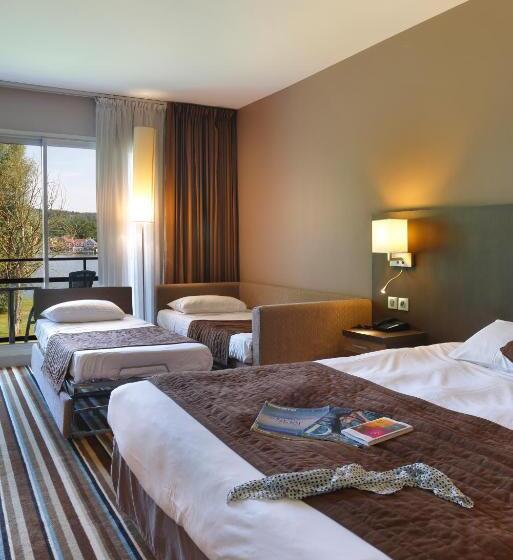 Семейный Номер, Hôtel Du Golf De L Ailette, The Originals Relais