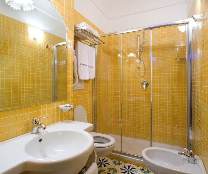 آپارتمان 1 خوابه با چشم‌انداز دریا, La Caravella Di Positano   Relais & Beach