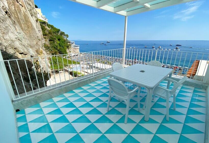 سوئیت با تخت بزرگ, La Caravella Di Positano   Relais & Beach