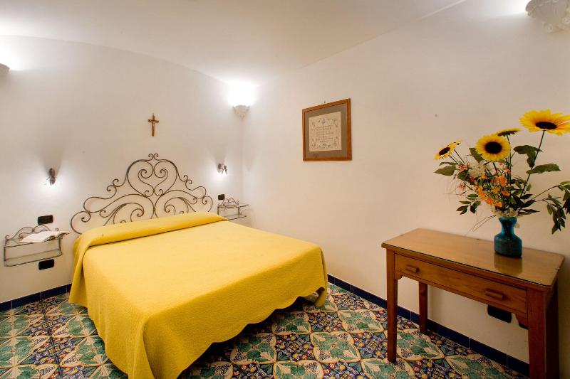 آپارتمان 2 خوابه با چشم‌انداز دریا, La Caravella Di Positano   Relais & Beach