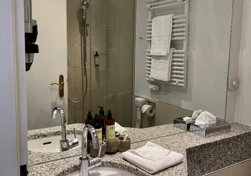 سوییت با چشم‌انداز دریا, La Caravella Di Positano   Relais & Beach