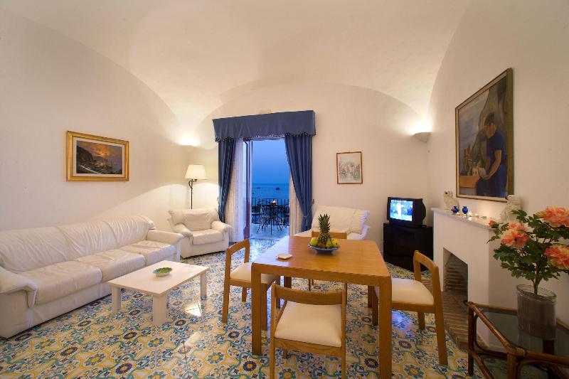 آپارتمان 1 خوابه با چشم‌انداز دریا, La Caravella Di Positano   Relais & Beach
