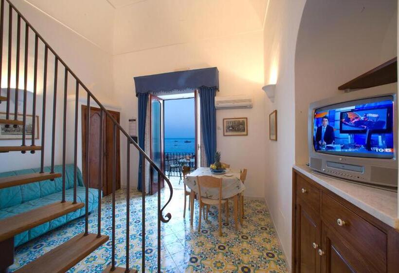 آپارتمان 1 خوابه با چشم‌انداز دریا, La Caravella Di Positano   Relais & Beach