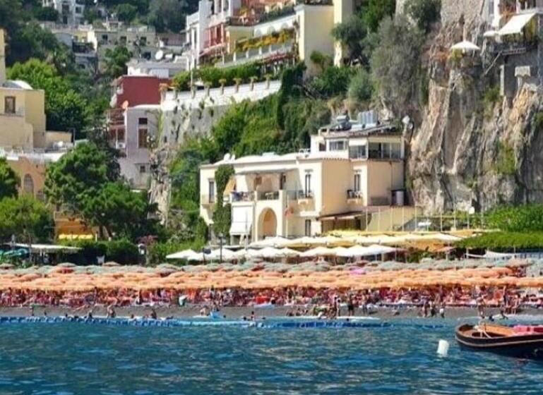 آپارتمان 2 خوابه با چشم‌انداز دریا, La Caravella Di Positano   Relais & Beach
