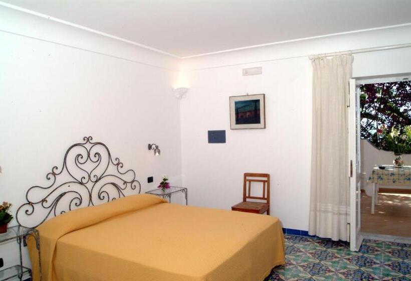 آپارتمان 2 خوابه با چشم‌انداز دریا, La Caravella Di Positano   Relais & Beach