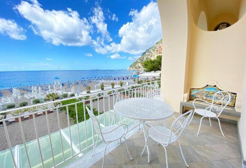 سوییت با چشم‌انداز دریا, La Caravella Di Positano   Relais & Beach
