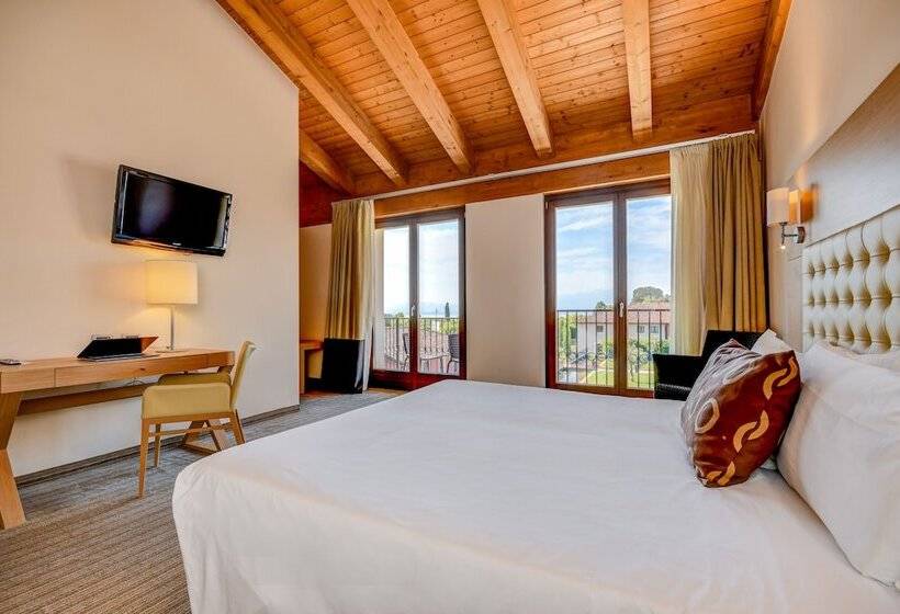 Люкс, Th Lazise   Hotel Parchi Del Garda