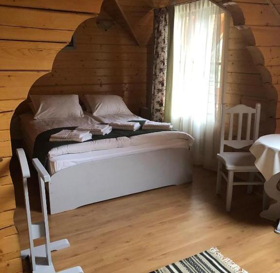 استودیو خانوادگی, Villa Затишна