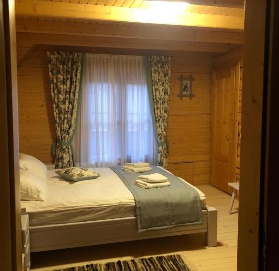 اتاق استاندارد سه نفره, Villa Затишна