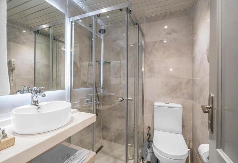 Номер Deluxe, Elementa Boutique Hotel   Adults Only