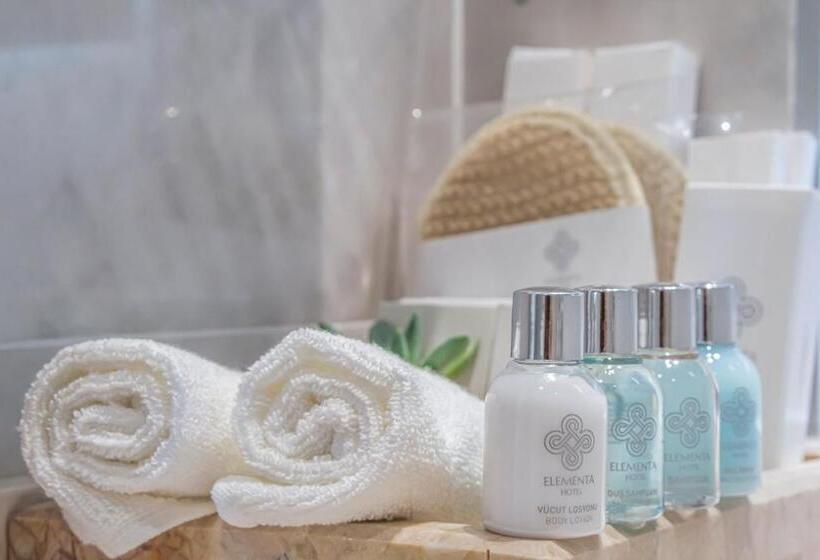 Номер Deluxe, Elementa Boutique Hotel   Adults Only