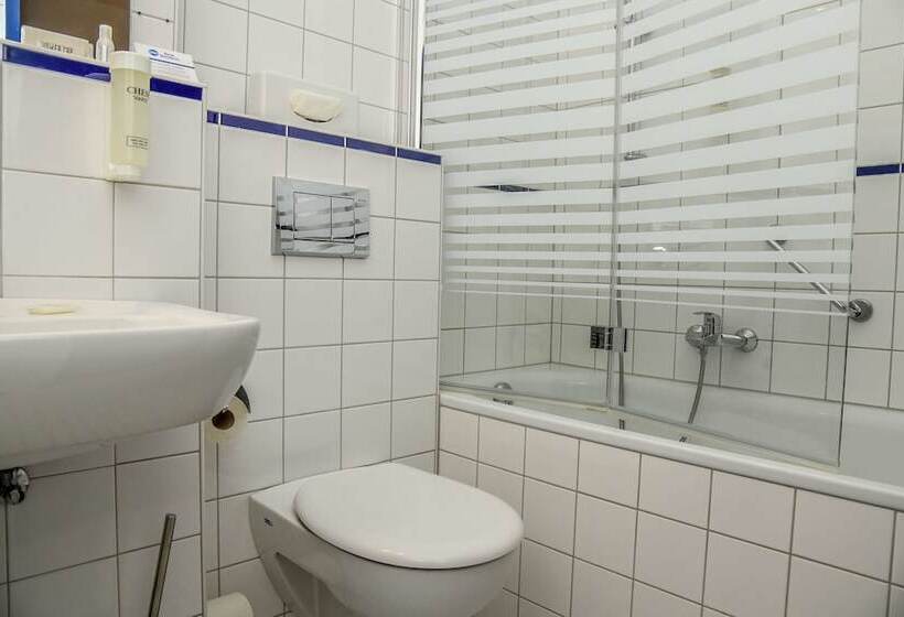 Номер Стандарт, Best Western Comfort Business Hotel Düsseldorf Neuss