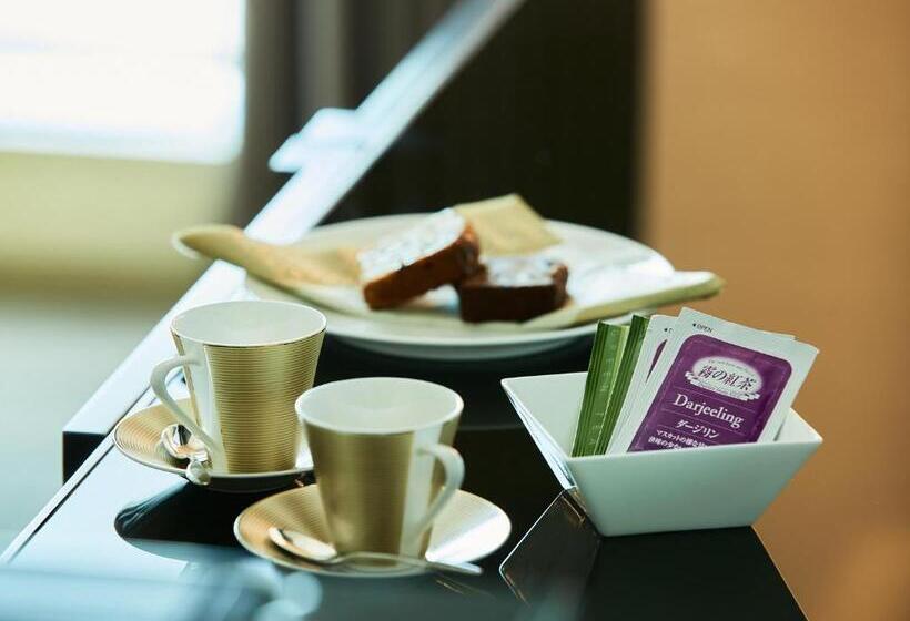 Номер Basic, Mitsui Garden Hotel Ginza Premier